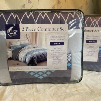 LiveWell Bedding 3 Piece Lightweight Comforter Set